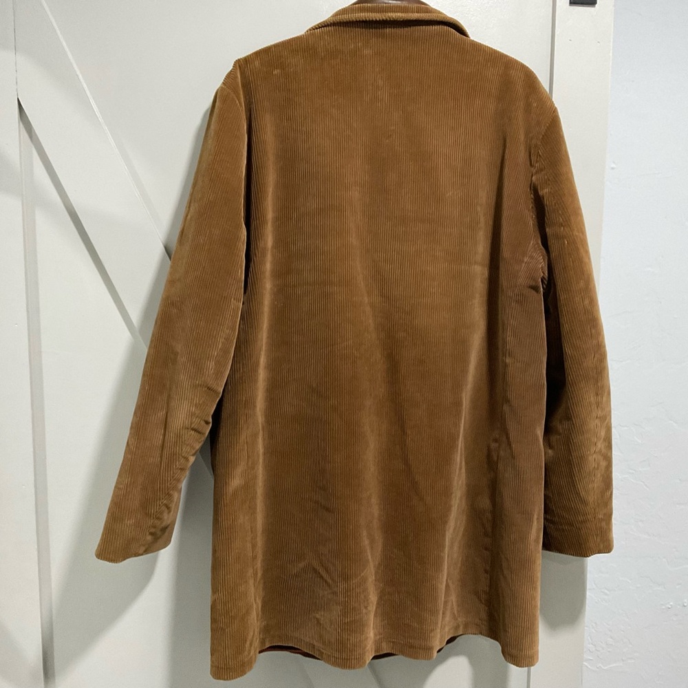 Coat - Picture 4 of 6